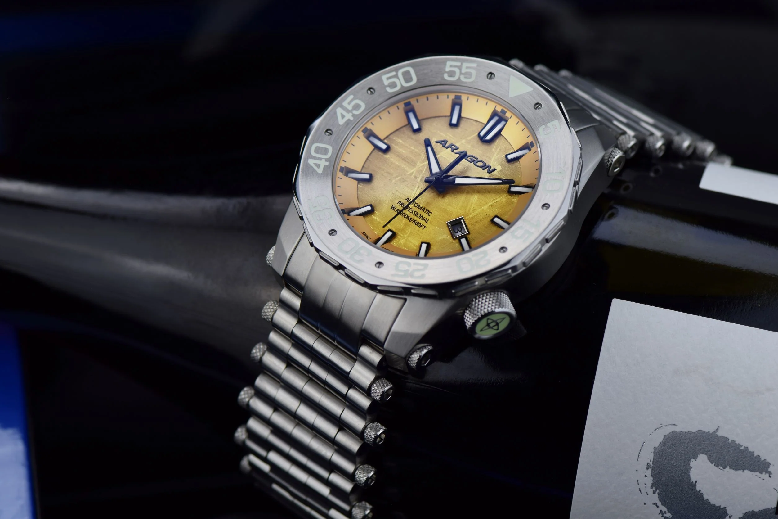 Sea Charger Meteorite LE Gold Color Meteorite Dial | Gold Dial - Image 3