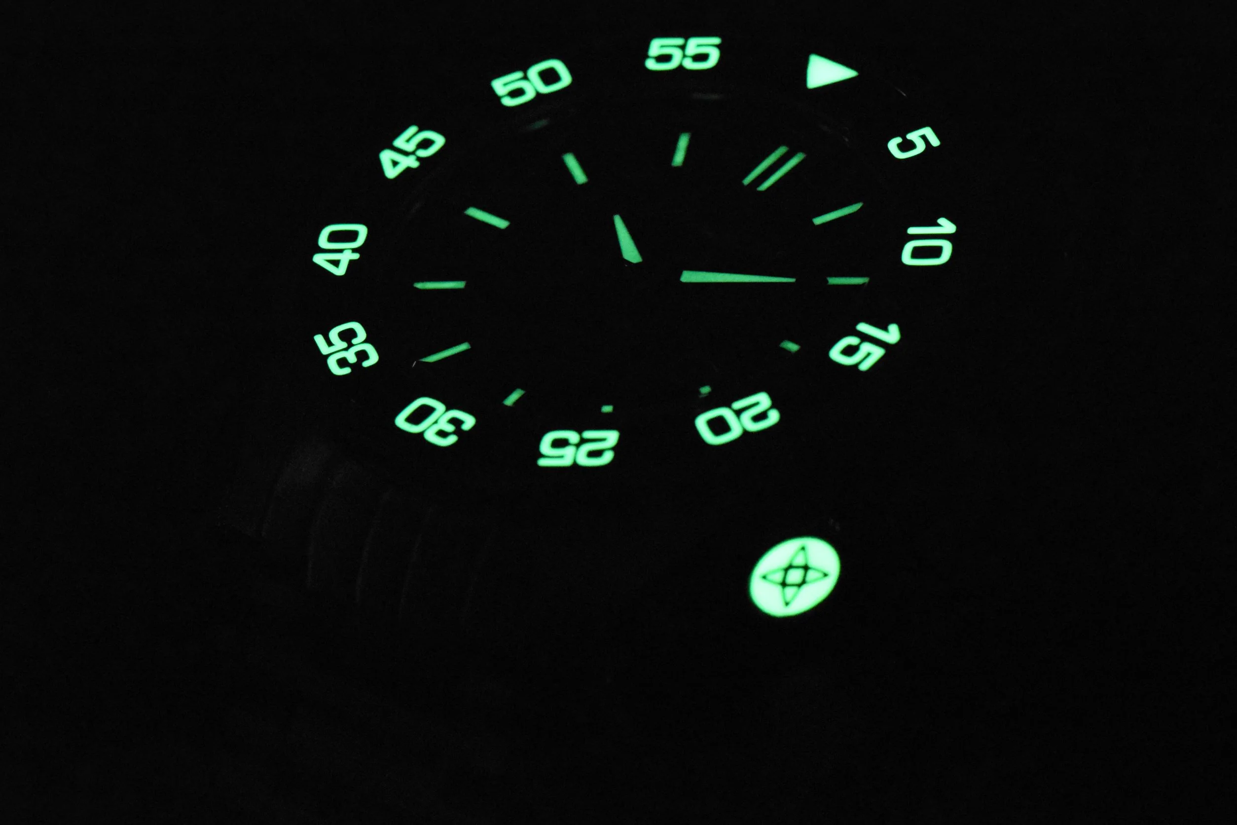 Sea Charger Meteorite LE Gold Color Meteorite Dial | Gold Dial - Image 4