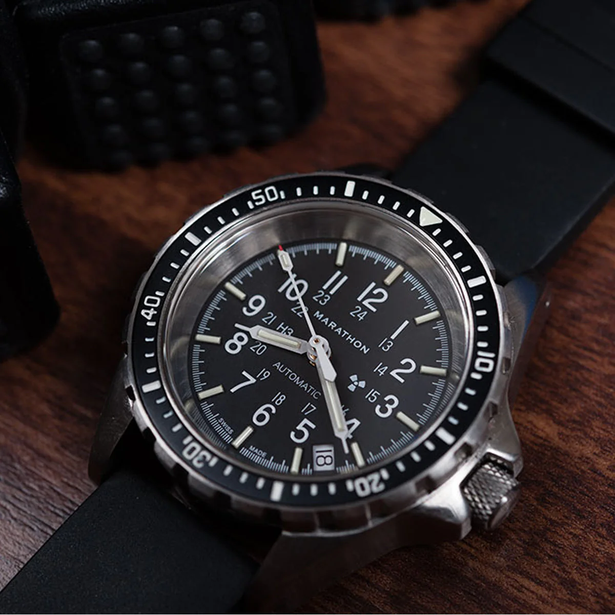 Divers Auto Medium Search and Rescue Black NGM/Rubber | Matte Black Dial - Image 7