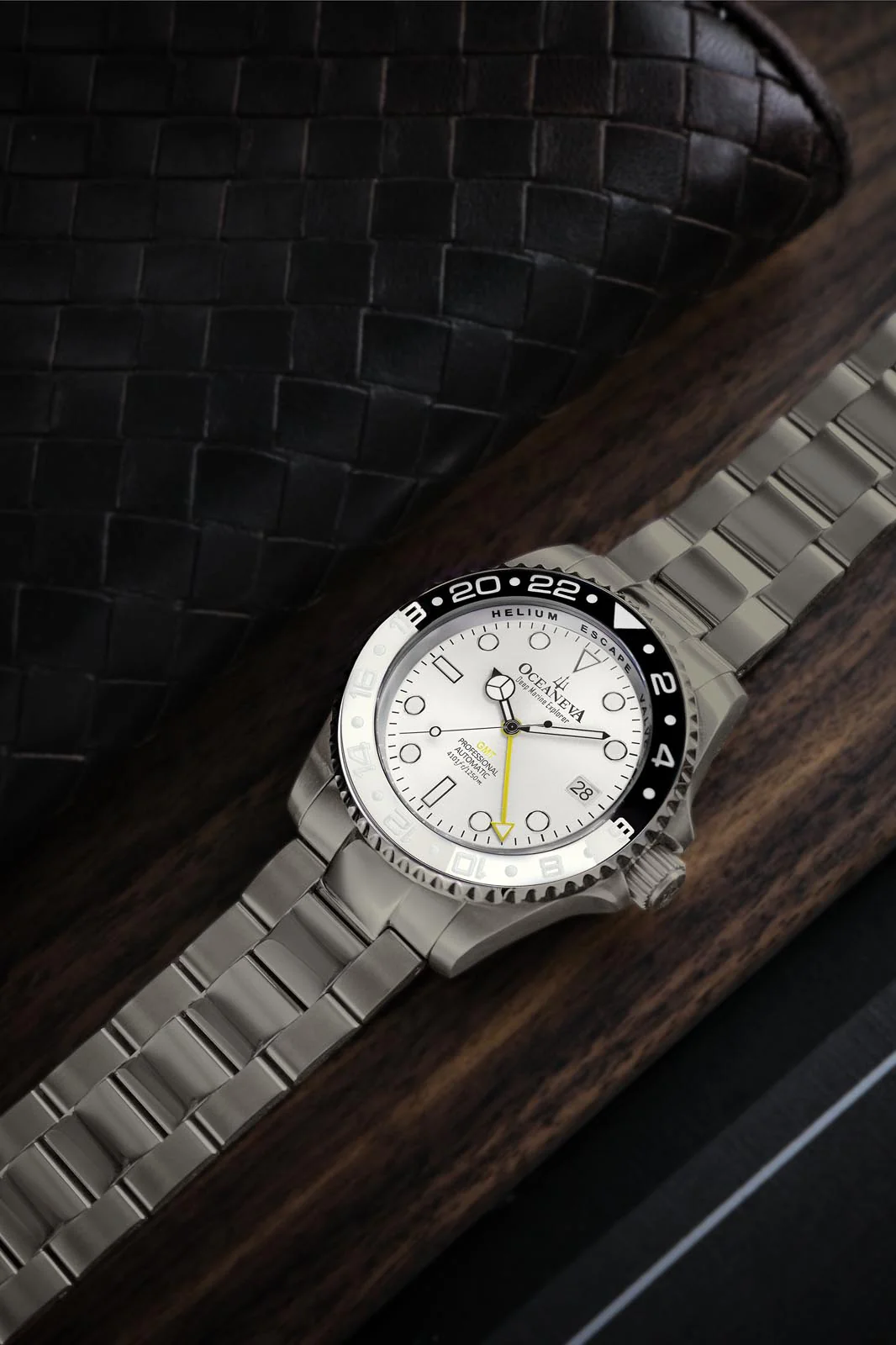 Deep Marine Explorer II White/Black Bezel | White Dial - Image 7
