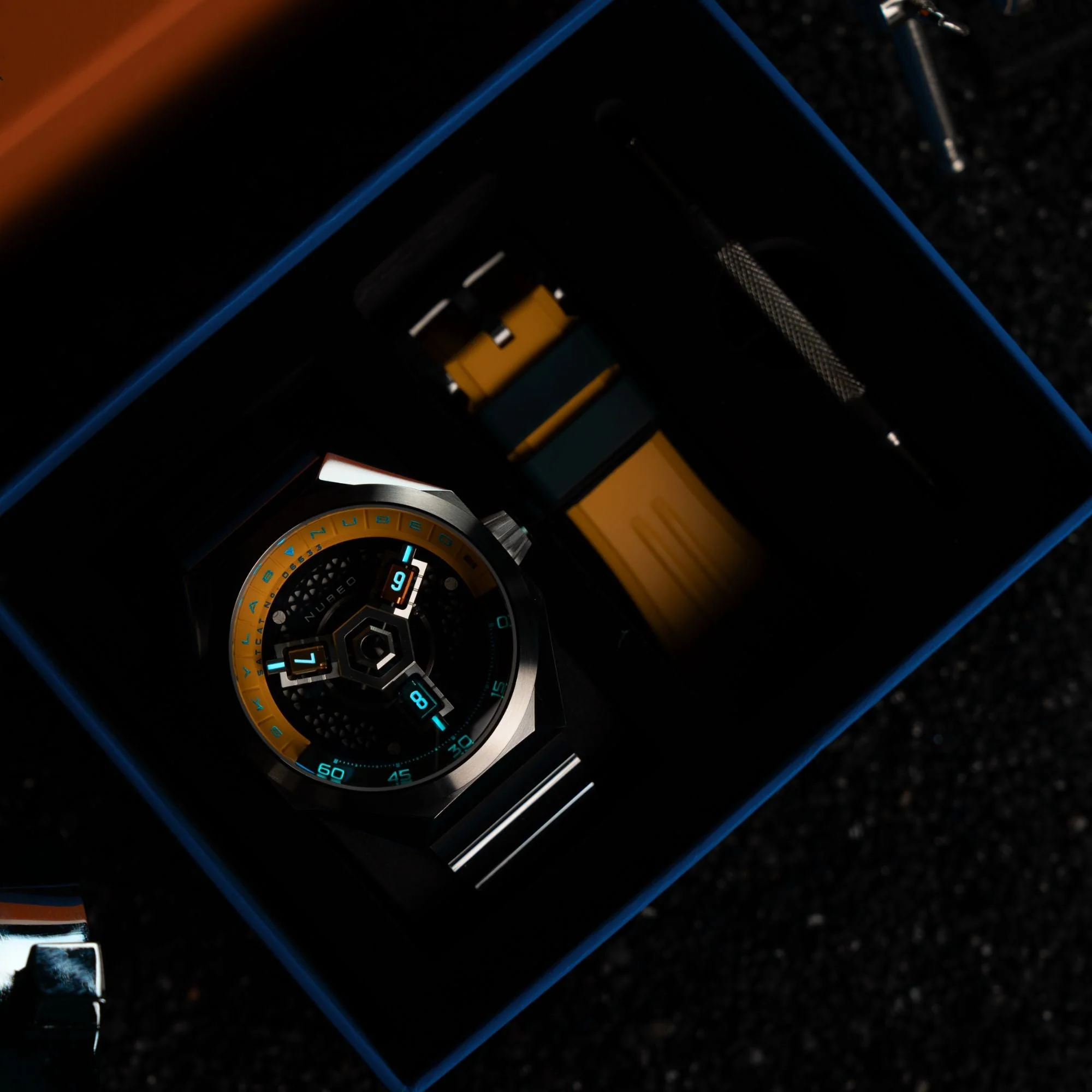 Skylab Automatic Yellow & Green / Stainless Steel | Black Dial - Image 4