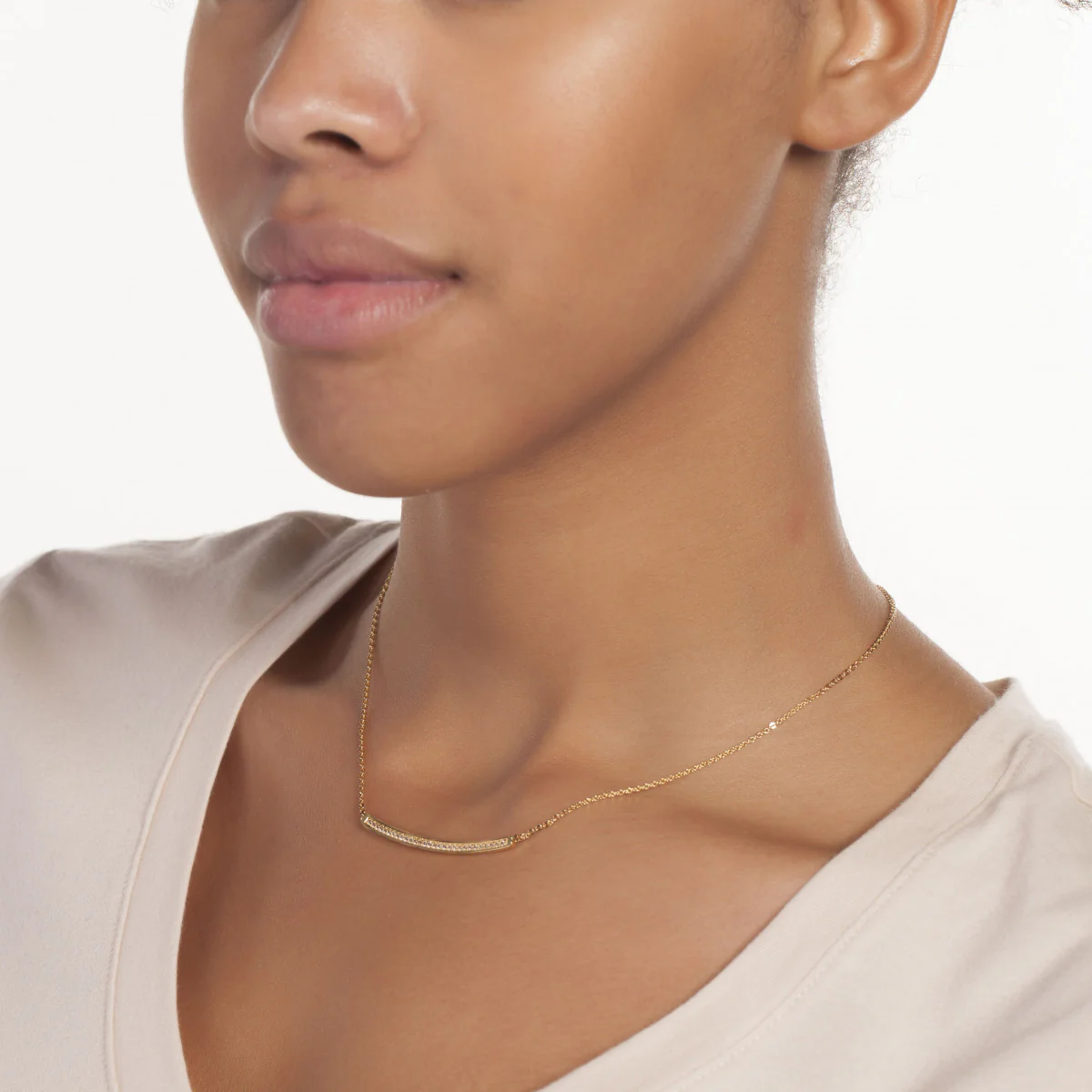 Sophia Bar Necklace 18k Yellow Gold - Image 2