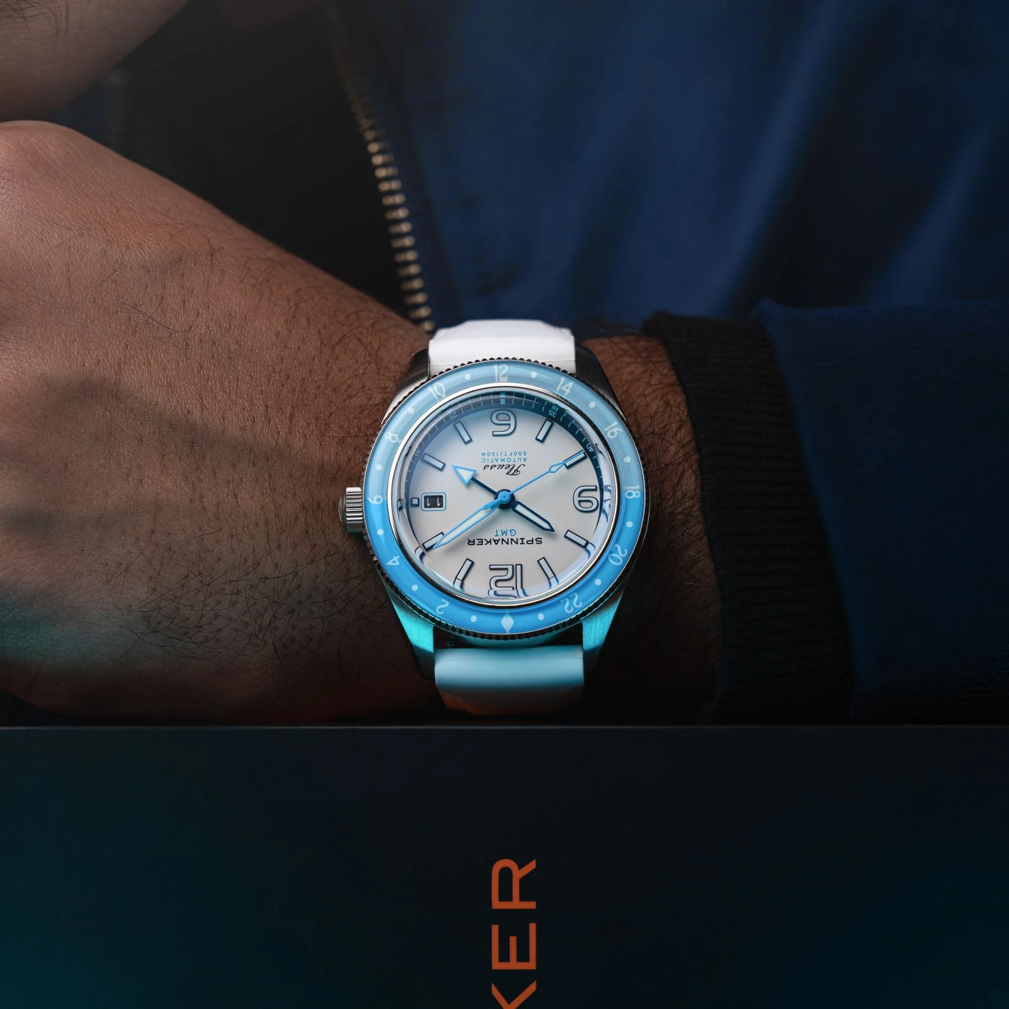 Spinnaker Fleuss GMT Automatic White / Stainless Steel | White Dial - Image 4