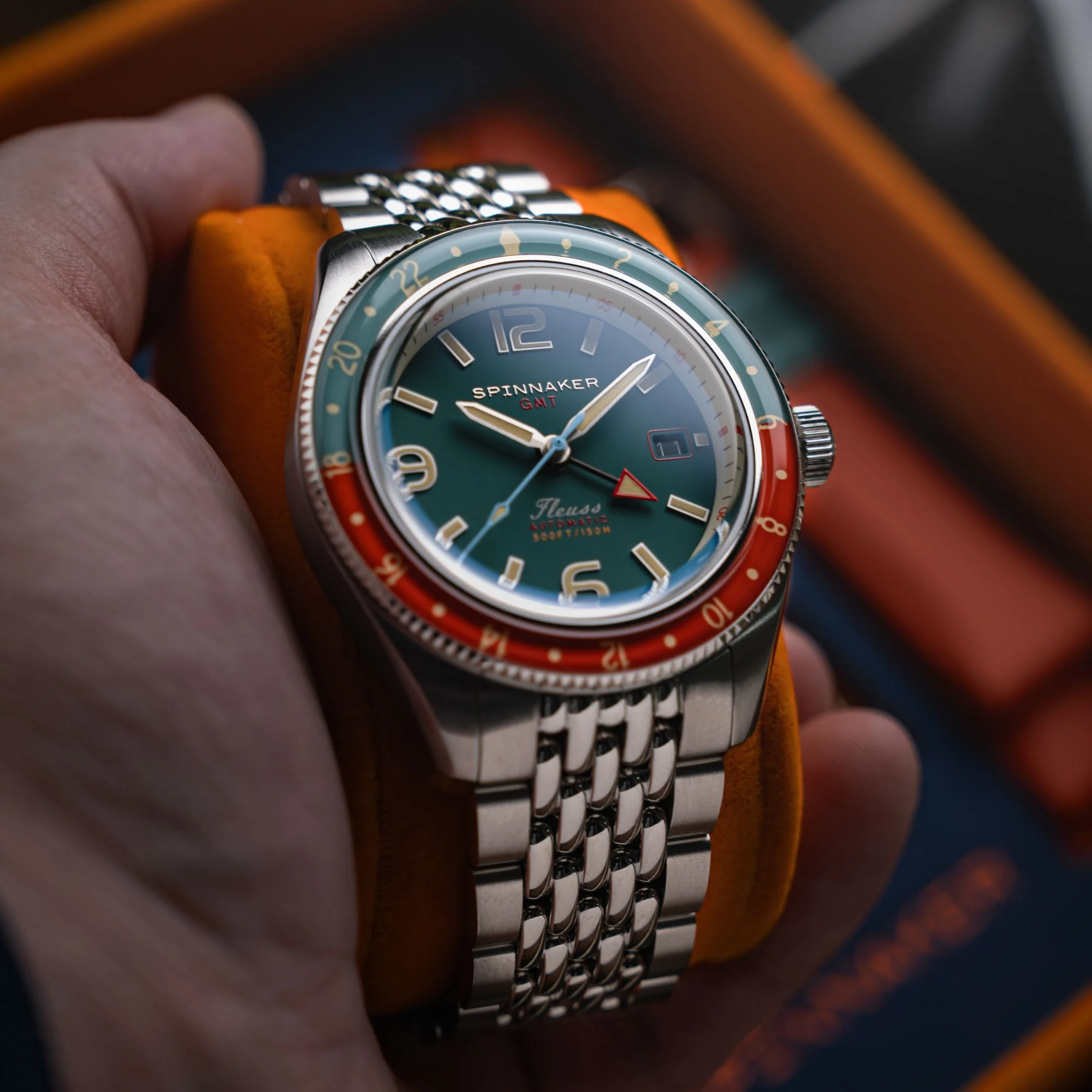 Spinnaker Fleuss GMT Automatic Green / Stainless Steel | Green Dial - Image 2
