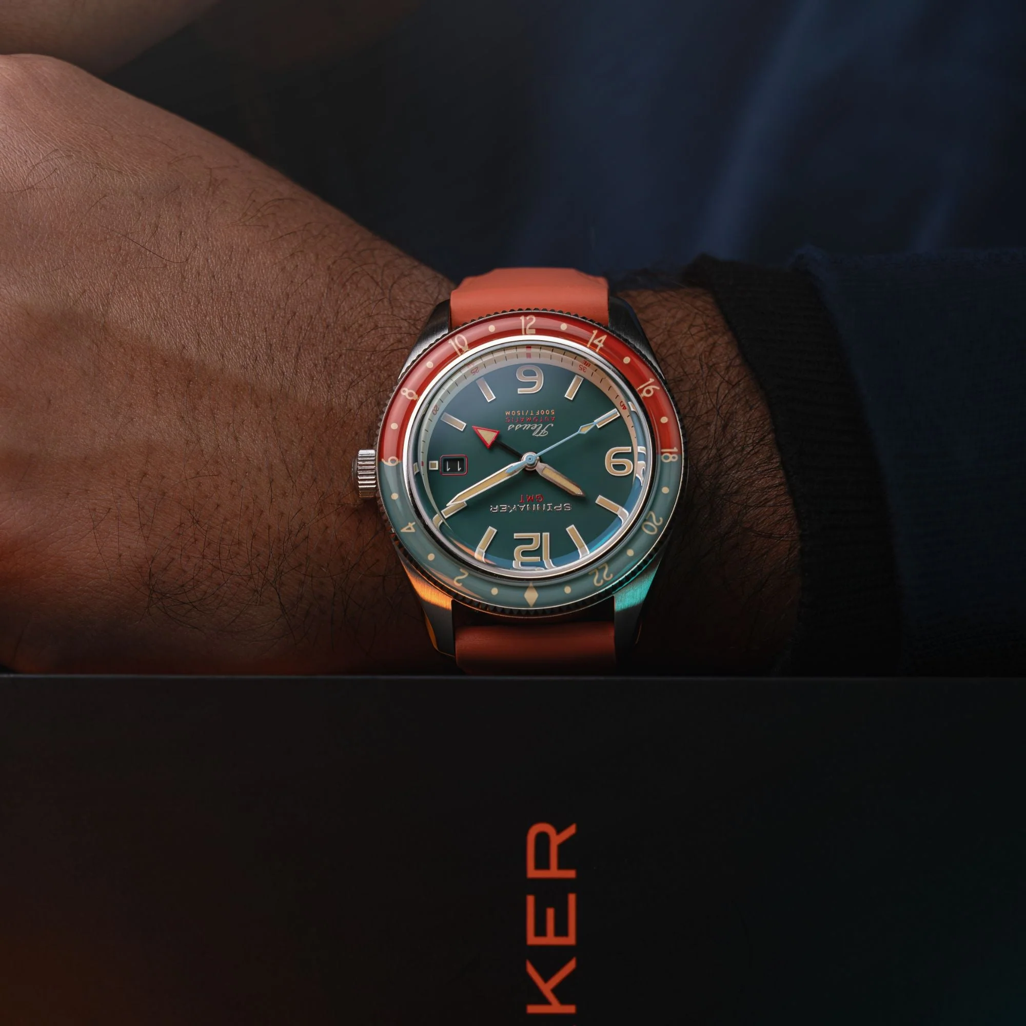 Spinnaker Fleuss GMT Automatic Green / Stainless Steel | Green Dial - Image 4