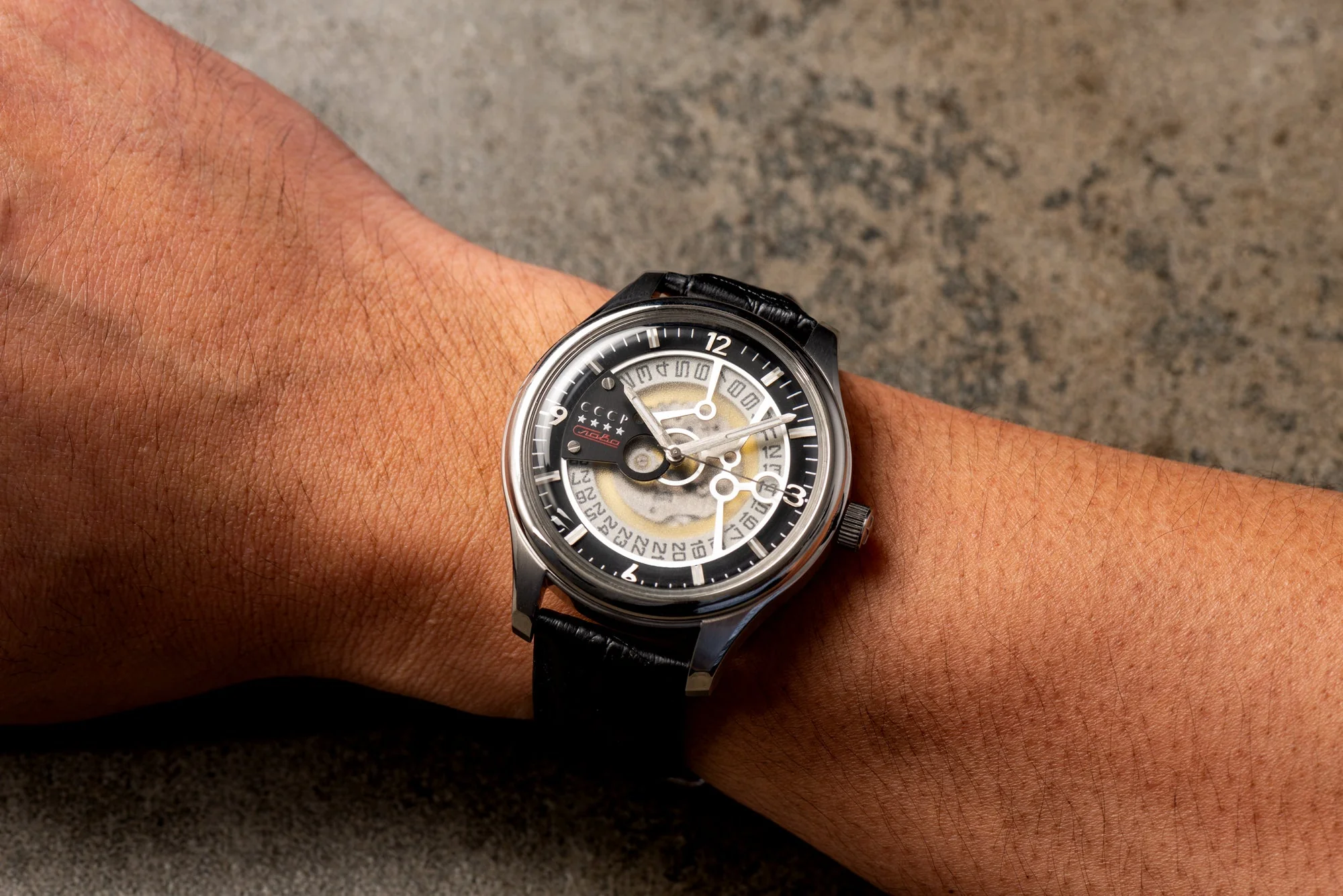 Sputnik - 2 Automatic Black / Stainless Steel | Black Dial - Image 2