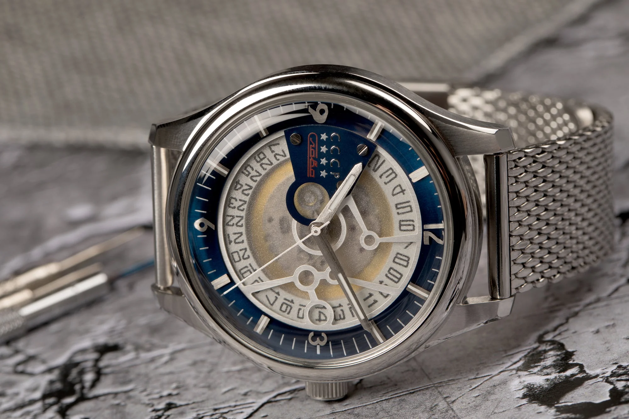 Sputnik - 2 Automatic Blue / Stainless Steel | Blue Dial - Image 2