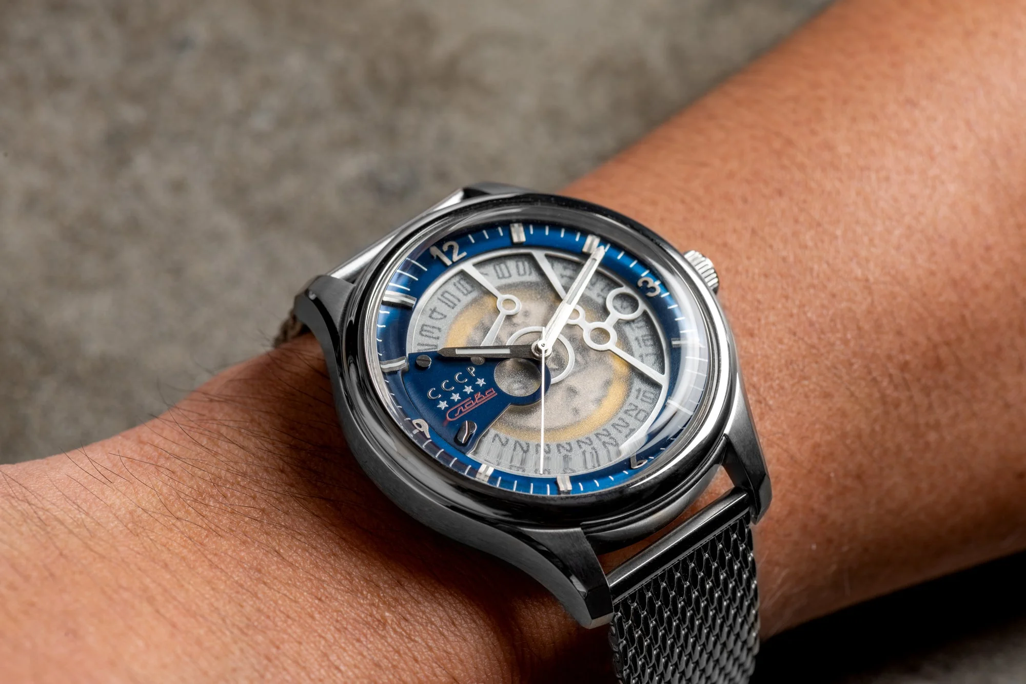 Sputnik - 2 Automatic Blue / Stainless Steel | Blue Dial - Image 3