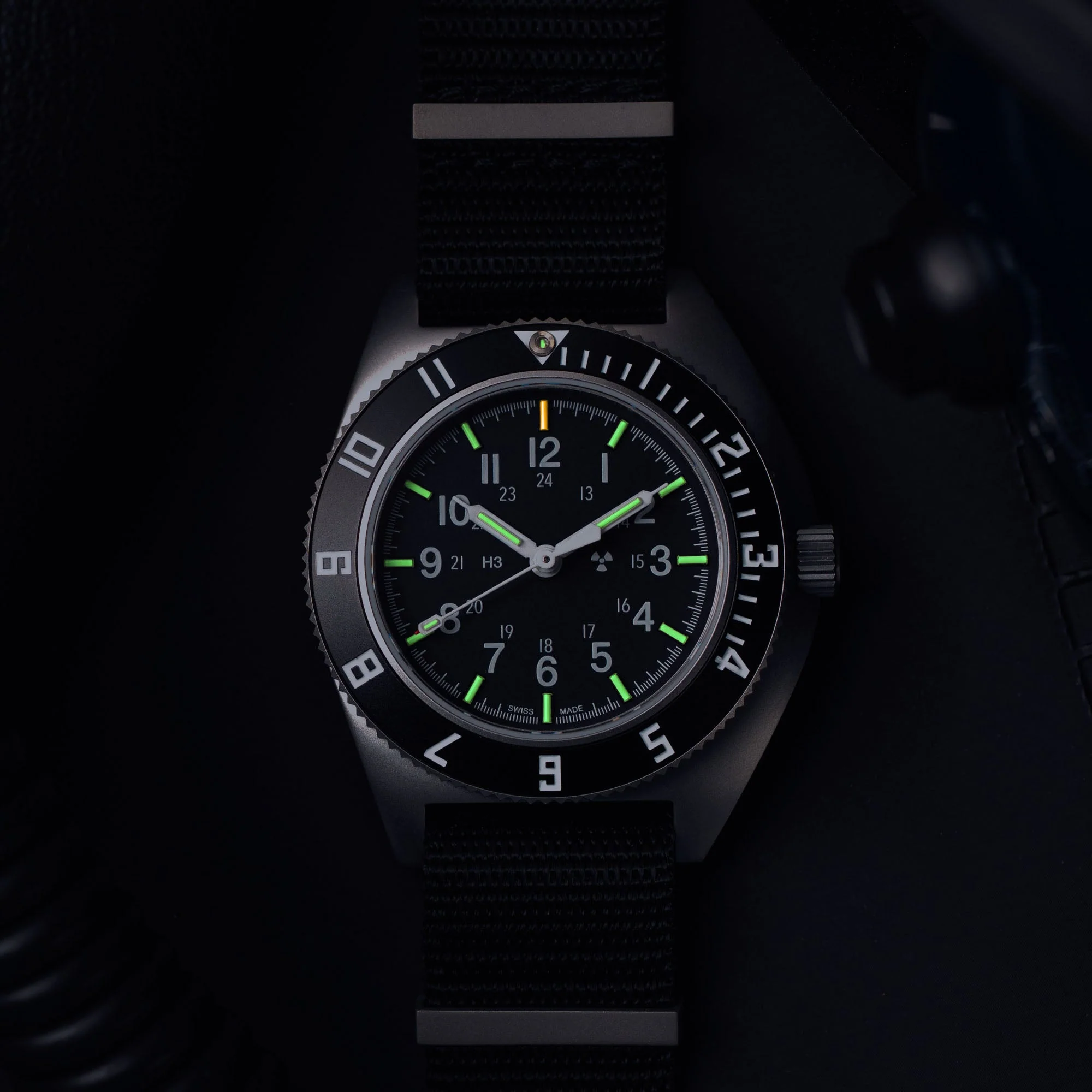 SSNAV Automatic Sterile SSNAV Auto Sterile-DS Nylon | Black Dial - Image 2