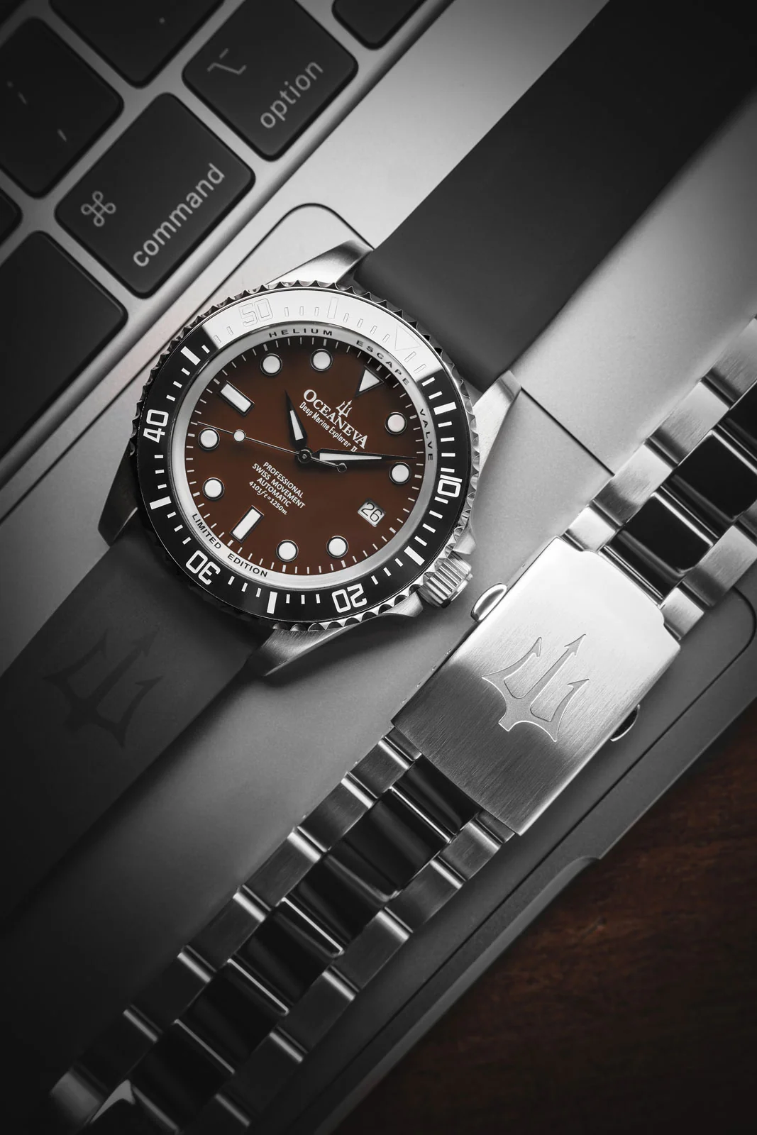 Deep Marine Explorer Swiss Automatic II Silver bezel | Brown Dial - Image 9