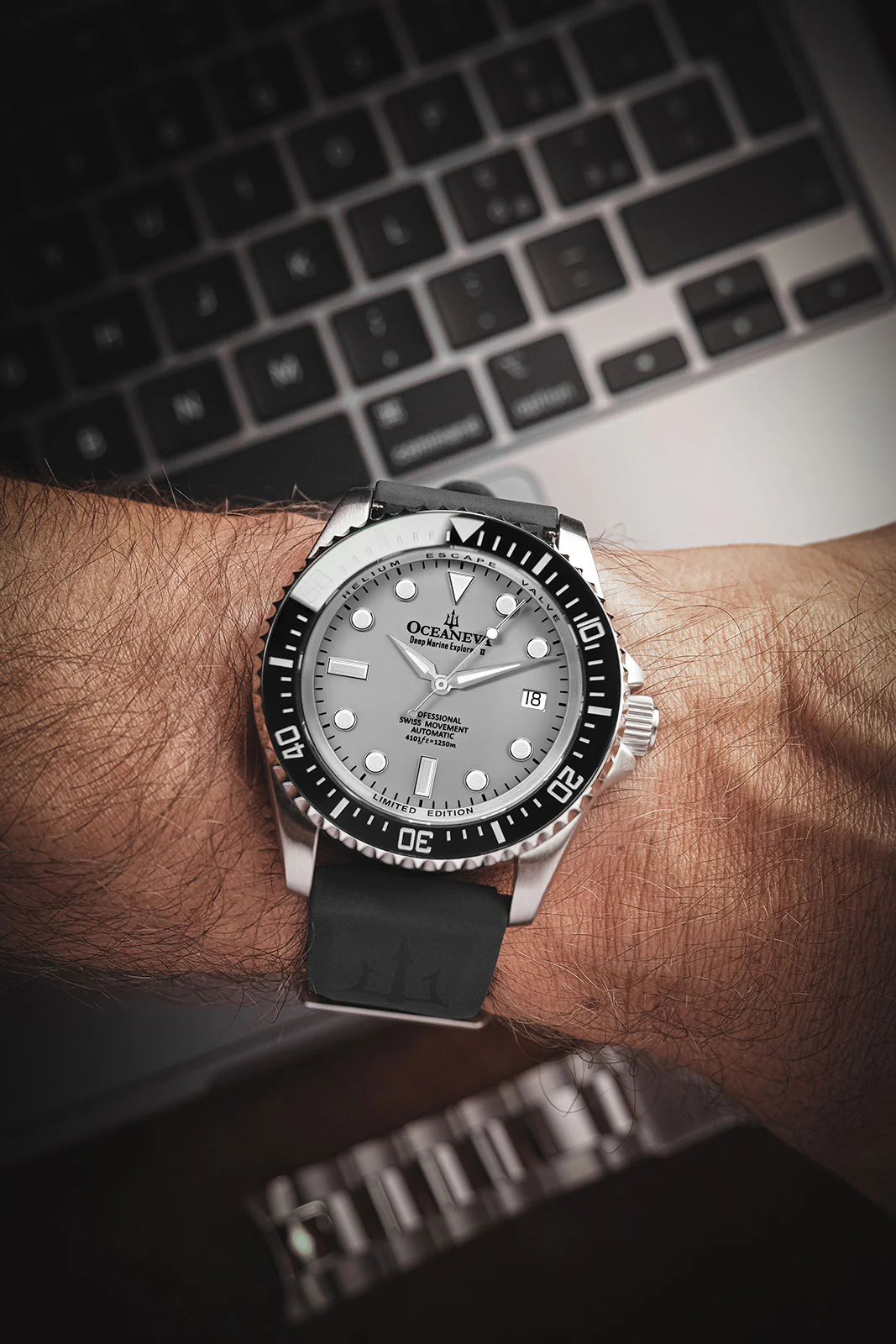 Deep Marine Explorer II – Gray Dial - Image 8