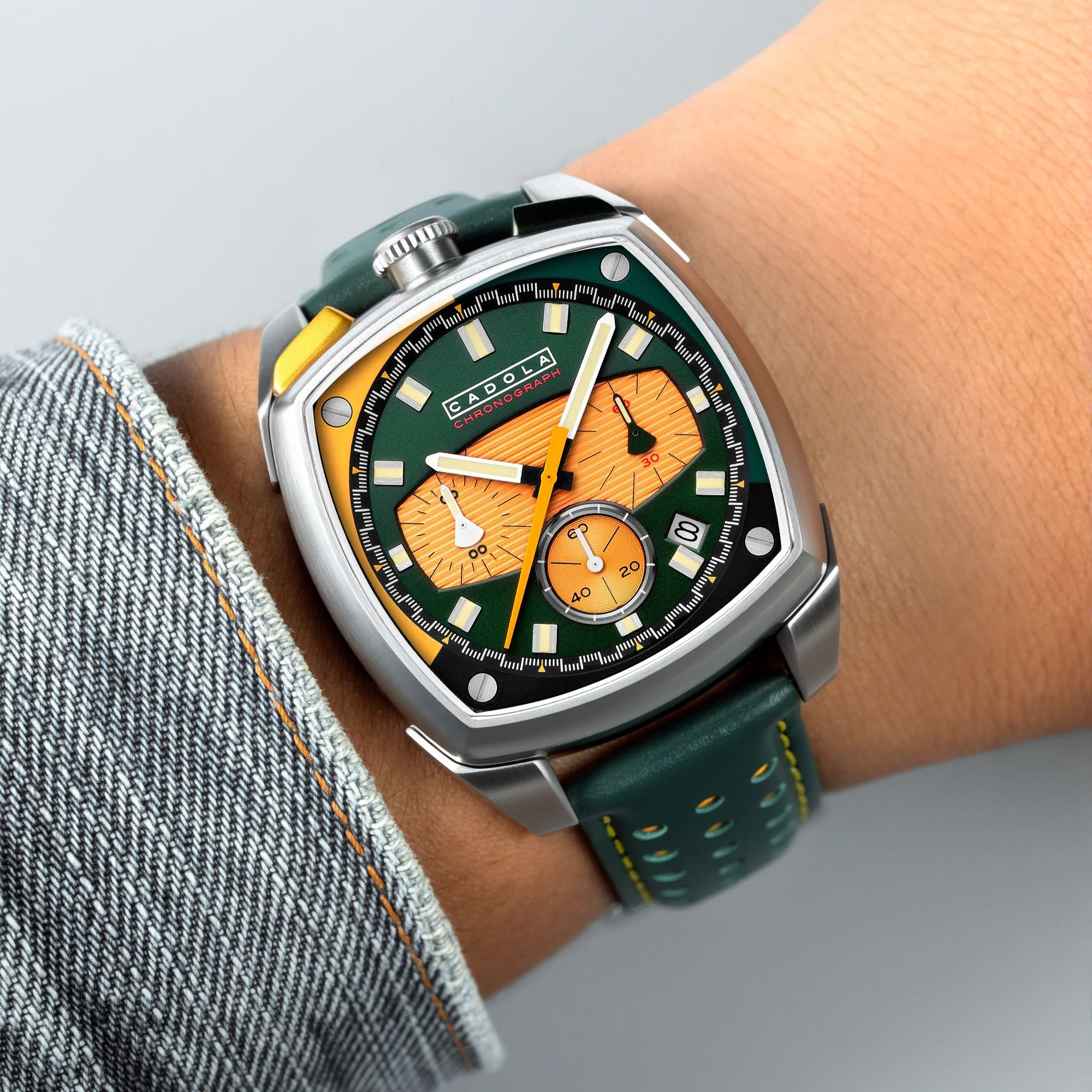 Taurus Chronograph Green / Genuine Leather | Green Dial - Image 2