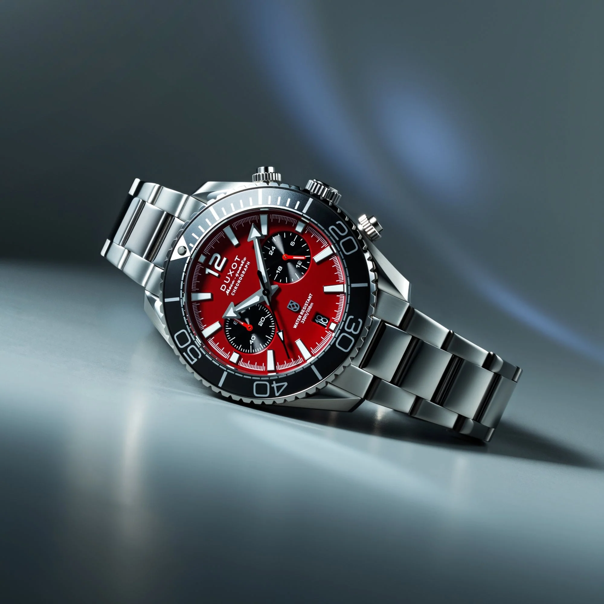 Tiburon Chronograph Red / Stainless Steel | Red Dial - Image 4