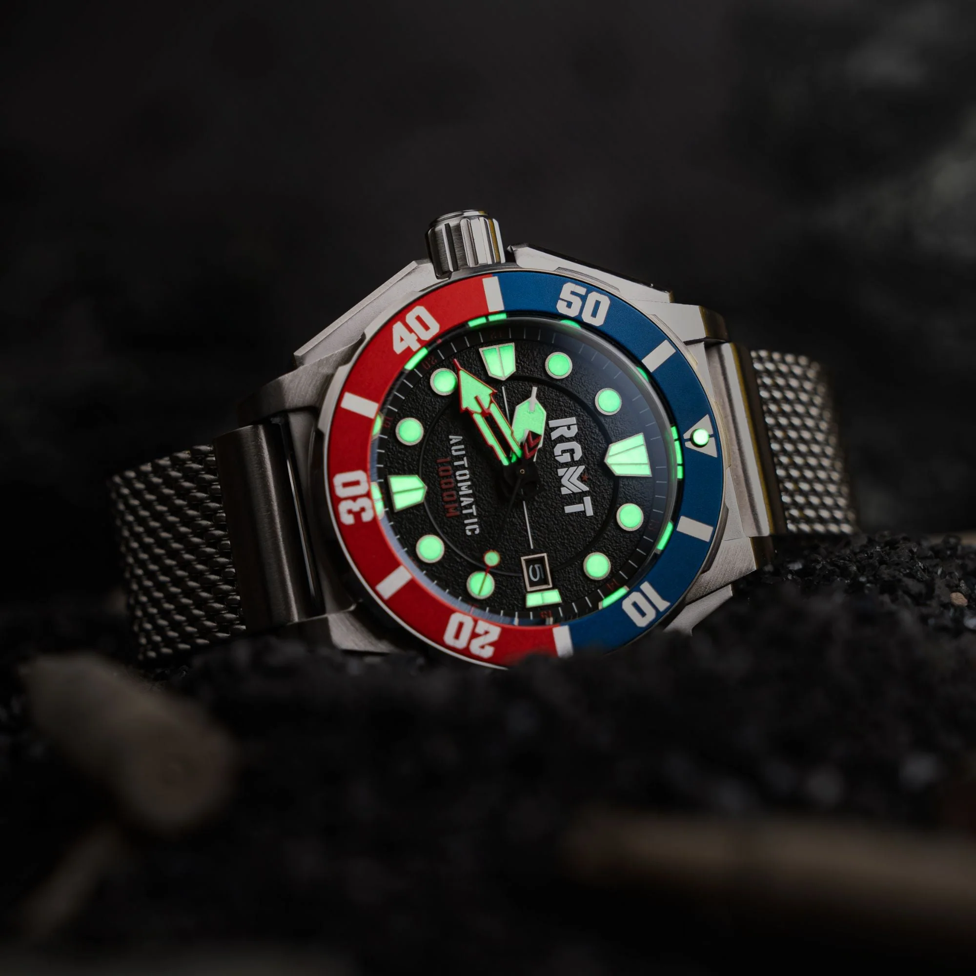TORPEDO AUTOMATIC DIVER BLACK / STAINLESS STEEL Black Dial - Image 4