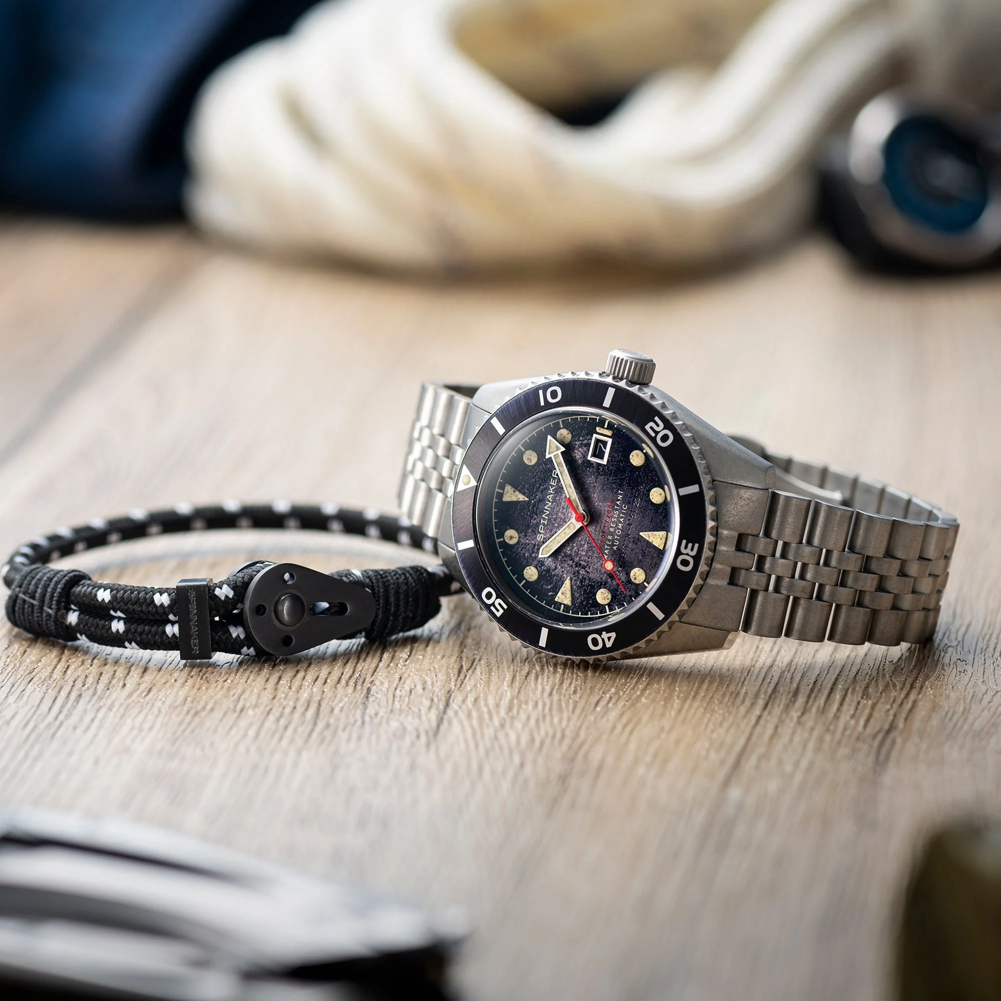 Wreck Black & Gray Dial / Stainless Steel | Black Dial - Image 3