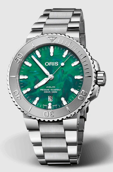 X-Bracenet 43.5mm | Green Dial - Image 2